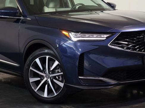 Certified 2026 Acura MDX SH-AWD w/ Technology Package image 8