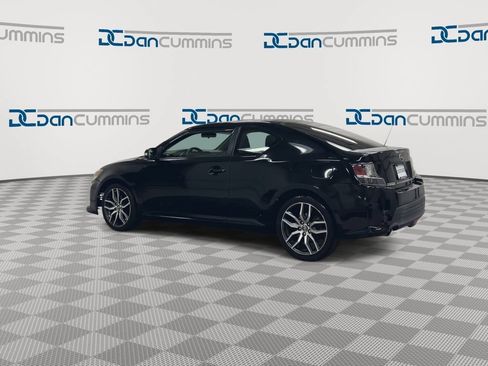Used 2014 Scion tC FWD image 6