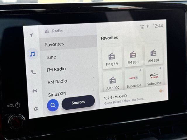 Used 2025 Toyota Corolla LE FWD image 18