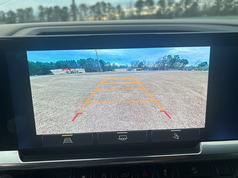 Used 2023 Chevrolet Silverado 1500 RST image 32