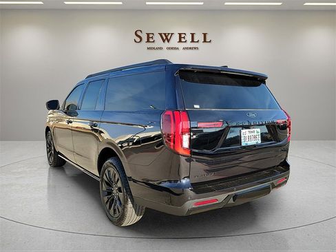Used 2025 Ford Expedition Max Platinum w/ Stealth Appearance Package image 3