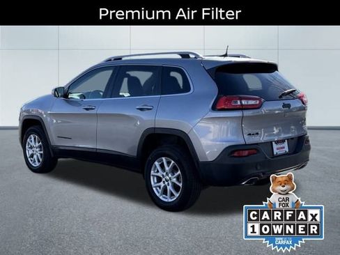 Used 2016 Jeep Cherokee Latitude w/ Comfort/Convenience Group image 8