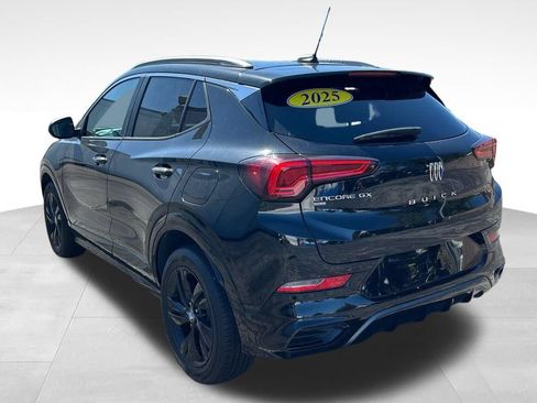Used 2025 Buick Encore GX Sport Touring AWD/4WD image 7