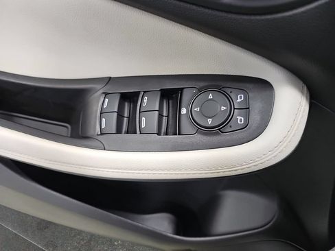 Used 2023 Buick Encore GX Select w/ Safety Package II AWD/4WD image 27