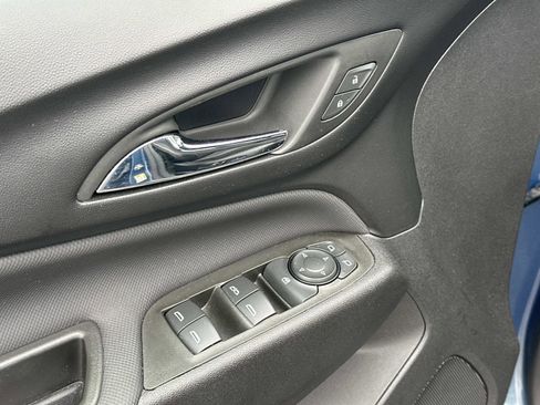 Certified 2024 Chevrolet Equinox RS FWD image 15