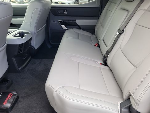 New 2026 Toyota Tundra Limited AWD/4WD image 18