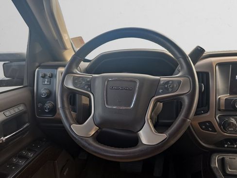 Used 2017 GMC Sierra 2500 Denali w/ Duramax Plus Package AWD/4WD image 14