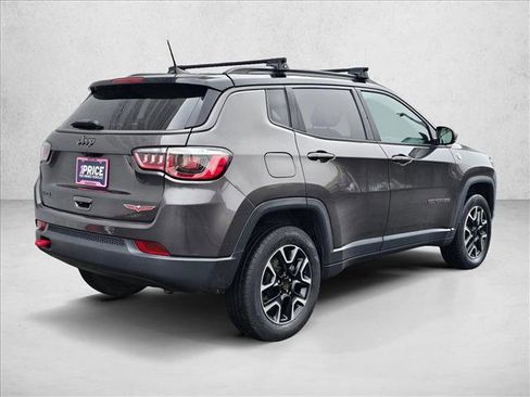 Used 2019 Jeep Compass Trailhawk image 5