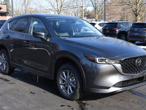 New 2025 MAZDA CX-5 AWD 2.5 S w/ Select Package image 4