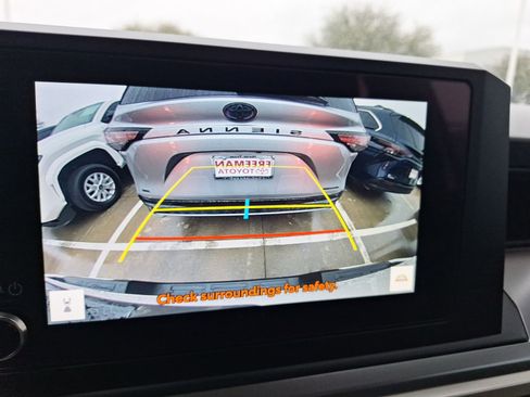 Used 2025 Toyota Tacoma SR5 image 26