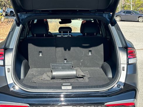 Used 2024 Kia Sportage SX Prestige image 18