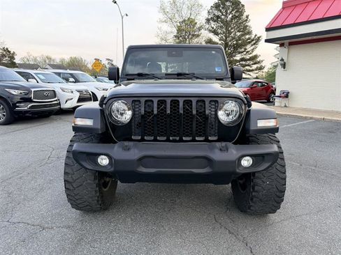 Used 2020 Jeep Gladiator Sport w/ Quick Order Package 24S AWD/4WD image 2
