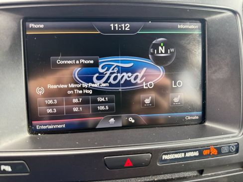 Used 2016 Ford Explorer XLT w/ Equipment Group 202A AWD/4WD image 22