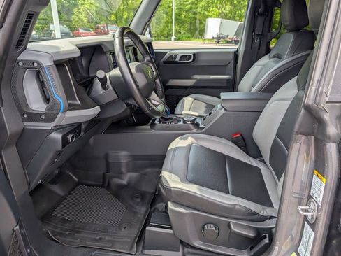 Used 2023 Ford Bronco Black Diamond AWD/4WD image 11