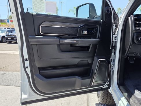 New 2026 RAM 2500 Limited AWD/4WD image 10