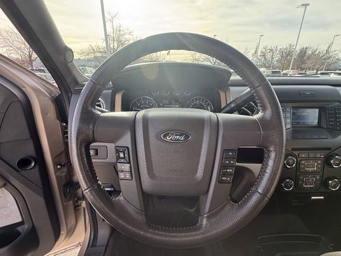 Used 2013 Ford F150 XLT w/ Mid Equipment Group image 14