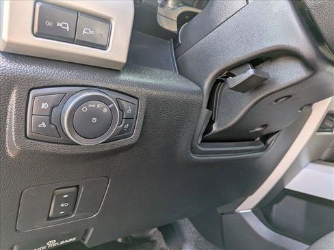 Used 2021 Ford F350 Lariat image 16