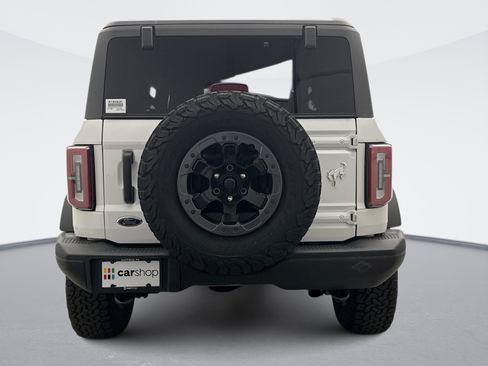 Used 2022 Ford Bronco Badlands AWD/4WD image 4