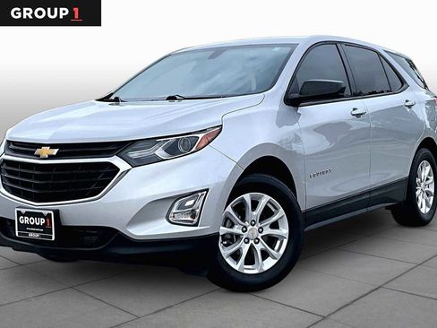 Used 2018 Chevrolet Equinox LS FWD image 1