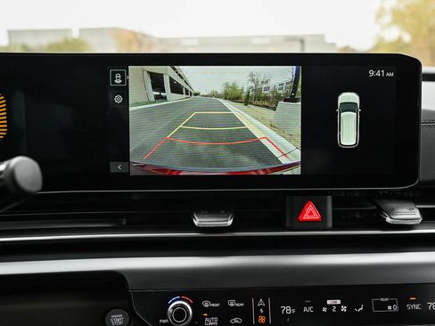 New 2026 Kia Carnival image 25