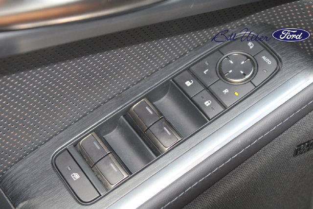 Used 2024 Lexus GX 550 w/ Accessory Package (Z1) AWD/4WD image 23