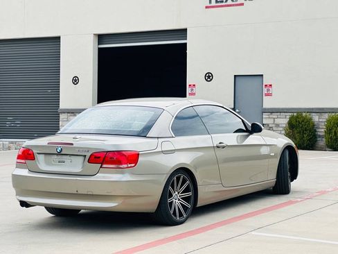 Used 2007 BMW 328i Convertible RWD image 14