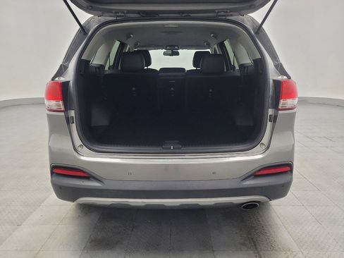 Used 2016 Kia Sorento EX FWD image 29
