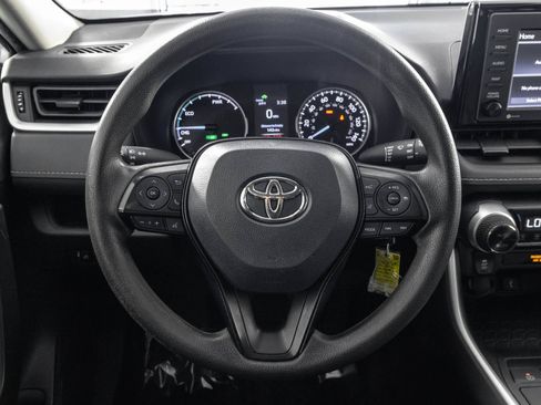 Used 2022 Toyota RAV4 LE AWD/4WD image 27