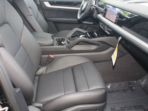 New 2026 Porsche Cayenne AWD/4WD image 26