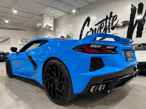 Used 2021 Chevrolet Corvette Stingray Preferred Cpe w/ Z51 Performance Package RWD image 4