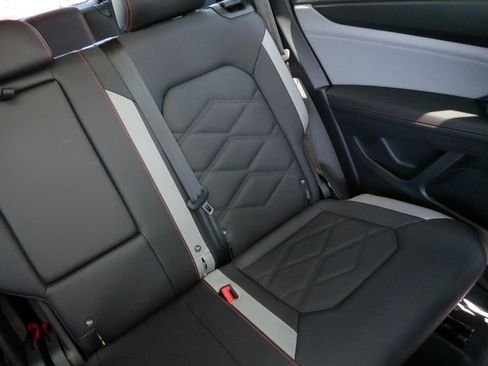 Certified 2025 Volkswagen Atlas Peak Edition SE AWD/4WD image 14