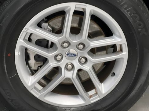 Used 2025 Ford Explorer Active image 69