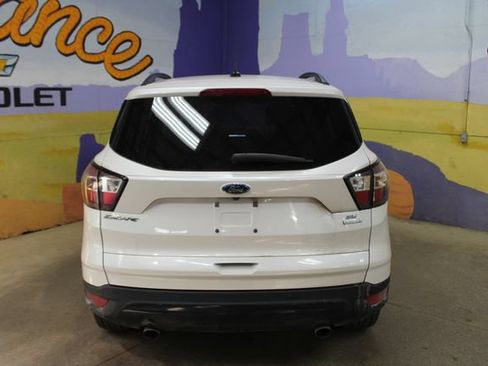 Used 2017 Ford Escape SE w/ Equipment Group 201A FWD image 7