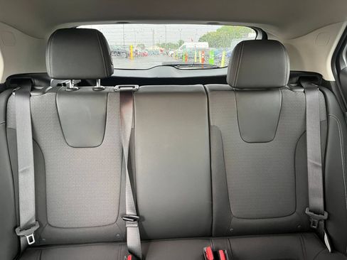 Used 2026 Buick Encore GX Preferred FWD image 37