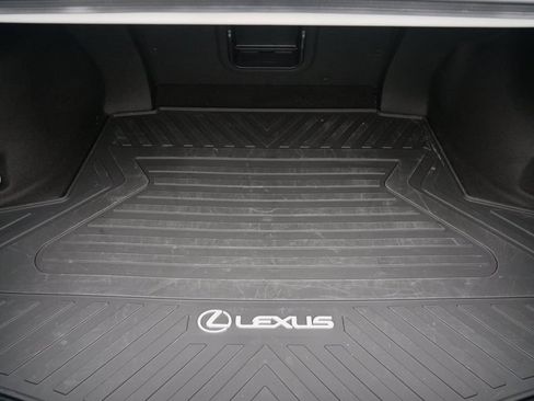 Certified 2024 Lexus ES 300h w/ Premium Package FWD image 12