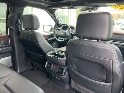 Used 2022 Ford F150 Lariat w/ Equipment Group 502A High AWD/4WD image 54