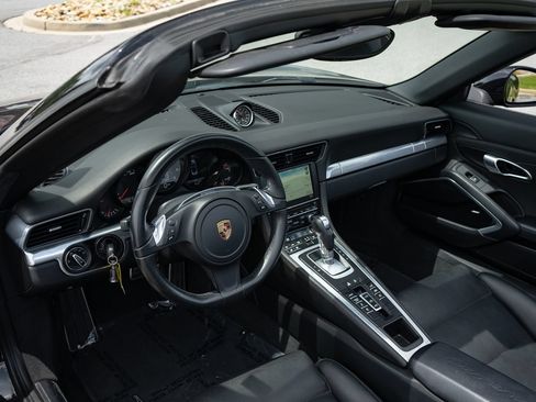 Used 2016 Porsche 911 Carrera S RWD image 31