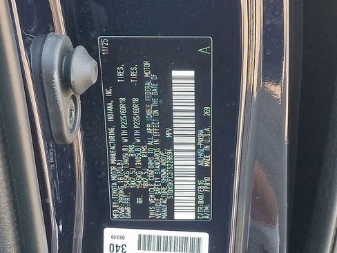 Used 2026 Toyota Sienna XSE image 27