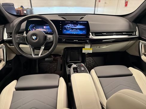 Used 2026 BMW X1 xDrive28i w/ Convenience Package AWD/4WD image 15