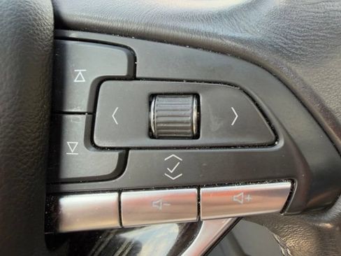 Used 2023 Cadillac XT6 Premium Luxury w/ LPO, Floor Liner Package AWD/4WD image 25