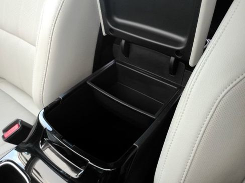 Used 2024 Kia Telluride SX w/ Towing Package image 56