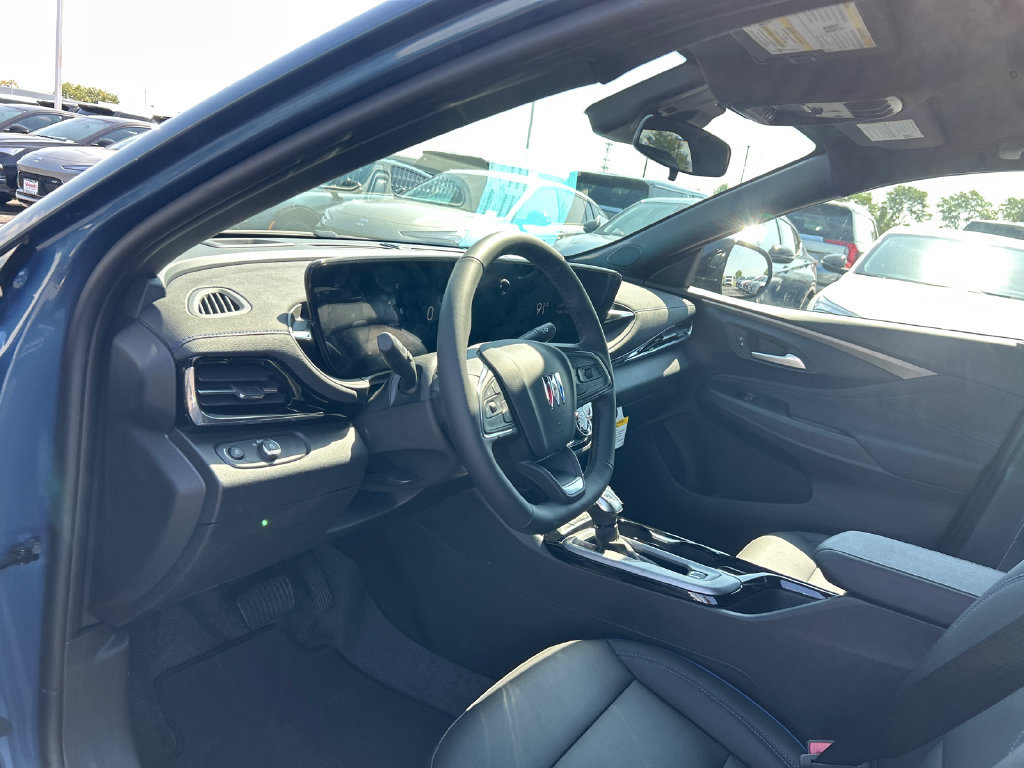 New 2026 Buick Envista Sport Touring w/ Convenience I Package FWD image 18