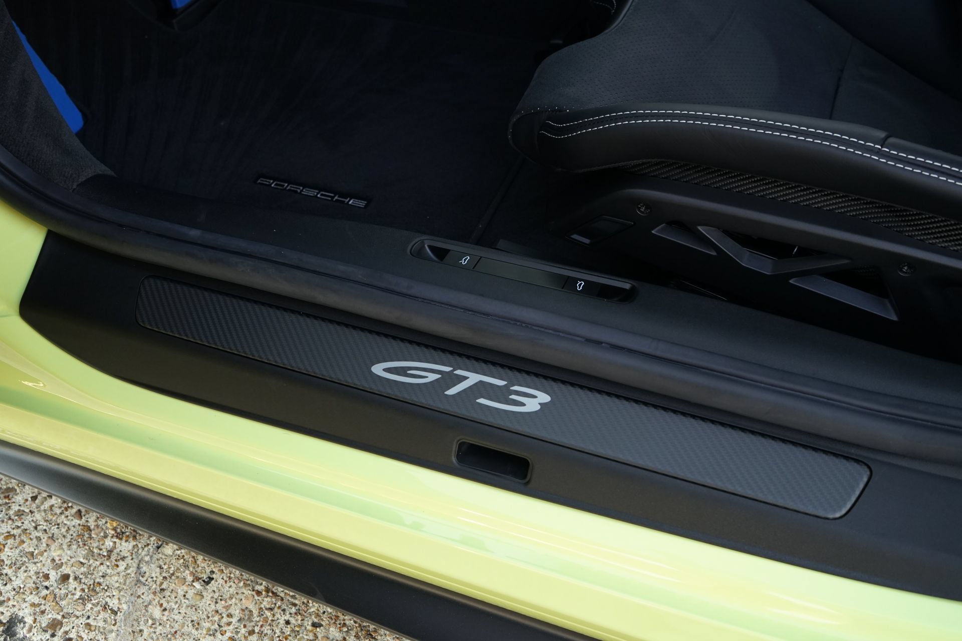 Used 2026 Porsche 911 GT3 RWD image 25