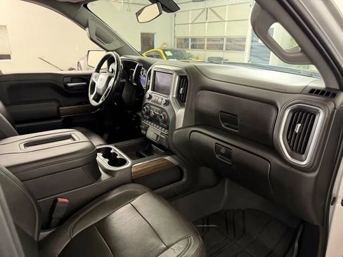 Used 2019 Chevrolet Silverado 1500 LT Trail Boss AWD/4WD image 35