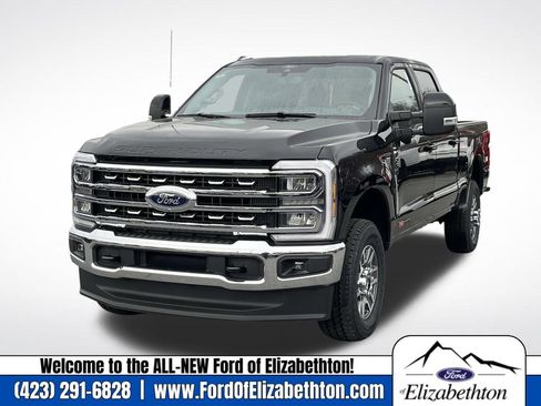 New 2026 Ford F250 4x4 Crew Cab Super Duty image 8