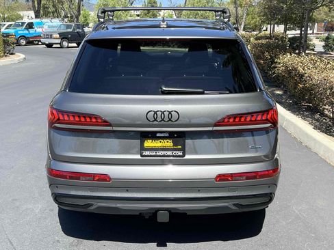 Used 2020 Audi Q7 3.0T Prestige w/ Prestige Package AWD/4WD image 18