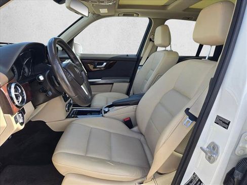 Used 2013 Mercedes-Benz GLK 350 4MATIC image 11