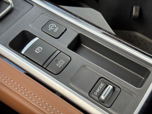 Certified 2024 Nissan Pathfinder Platinum w/ Cargo Package image 27