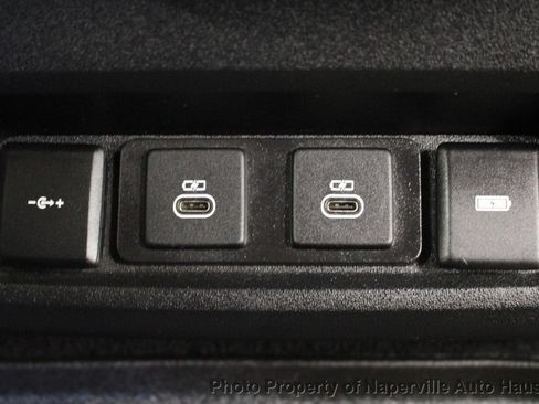 Used 2022 Land Rover Discovery HSE R-Dynamic AWD/4WD image 37