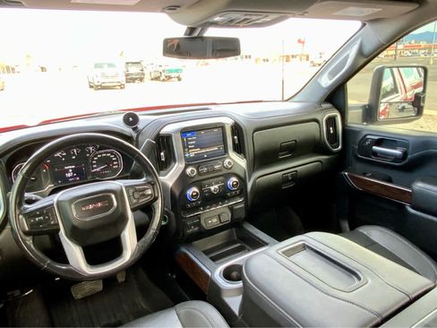 Used 2021 GMC Sierra 3500 SLT w/ SLT Convenience Package image 34